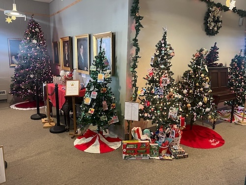 O’ Tannenbaum opens November 7 at the Museum