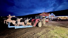 Holiday Hayrides Offer Christmas Magic at Simmons Acres in Berkshire