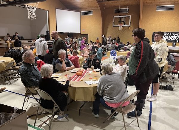 Owego Nazarene gathers for dinner to give thanks